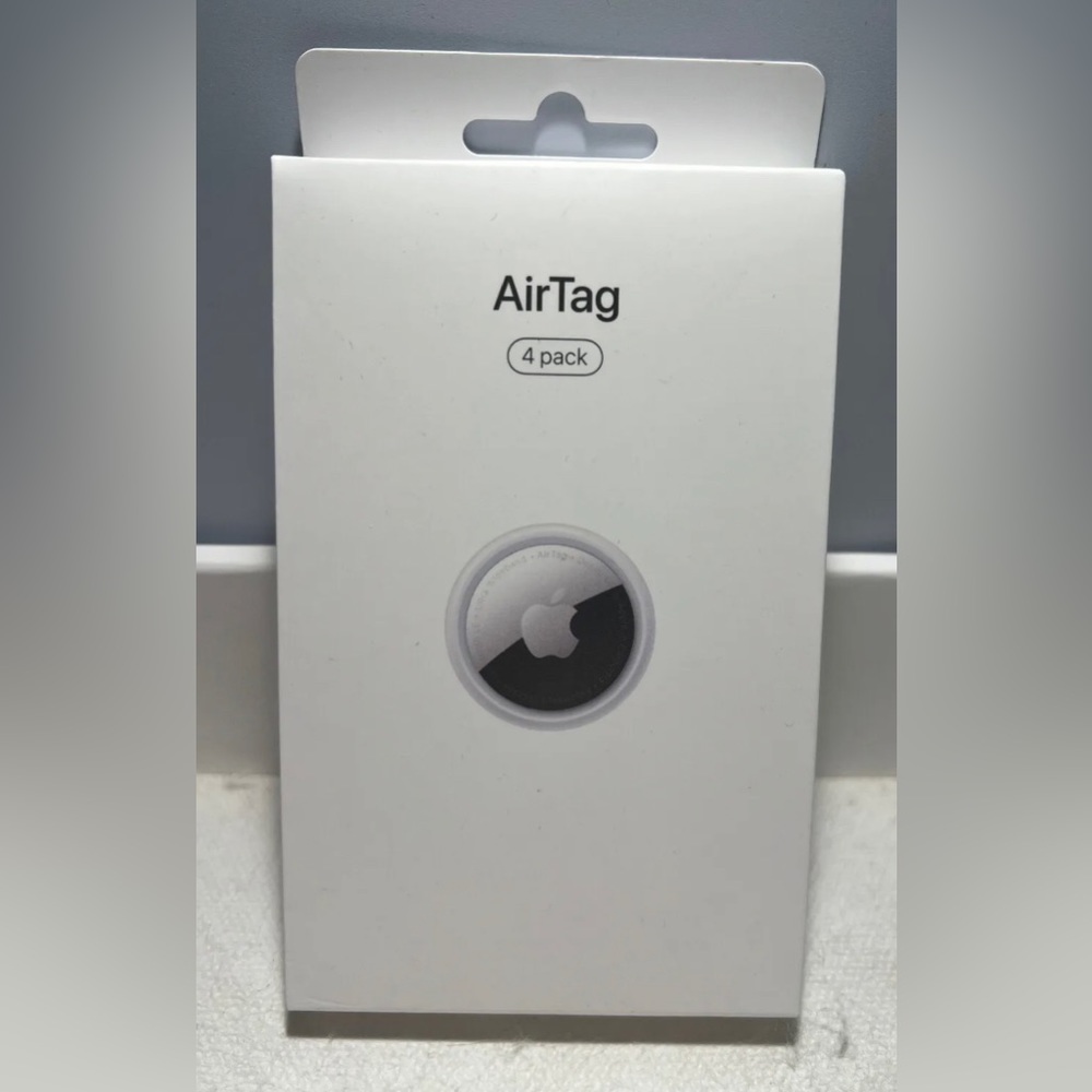 COPY - New Genuine Apple AirTag Bluetooth Tracker 4 Pack - Silver (MX542AM/A) N…